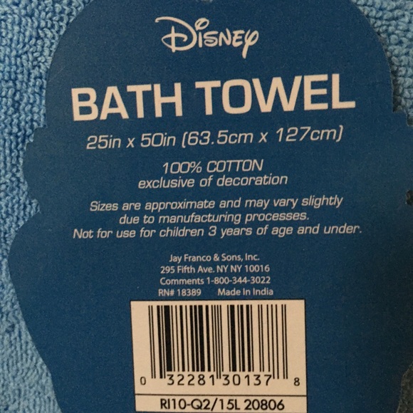 Disney/ Star Wars Bath Towel size 25 by 50 NWT! - Picture 4 of 16